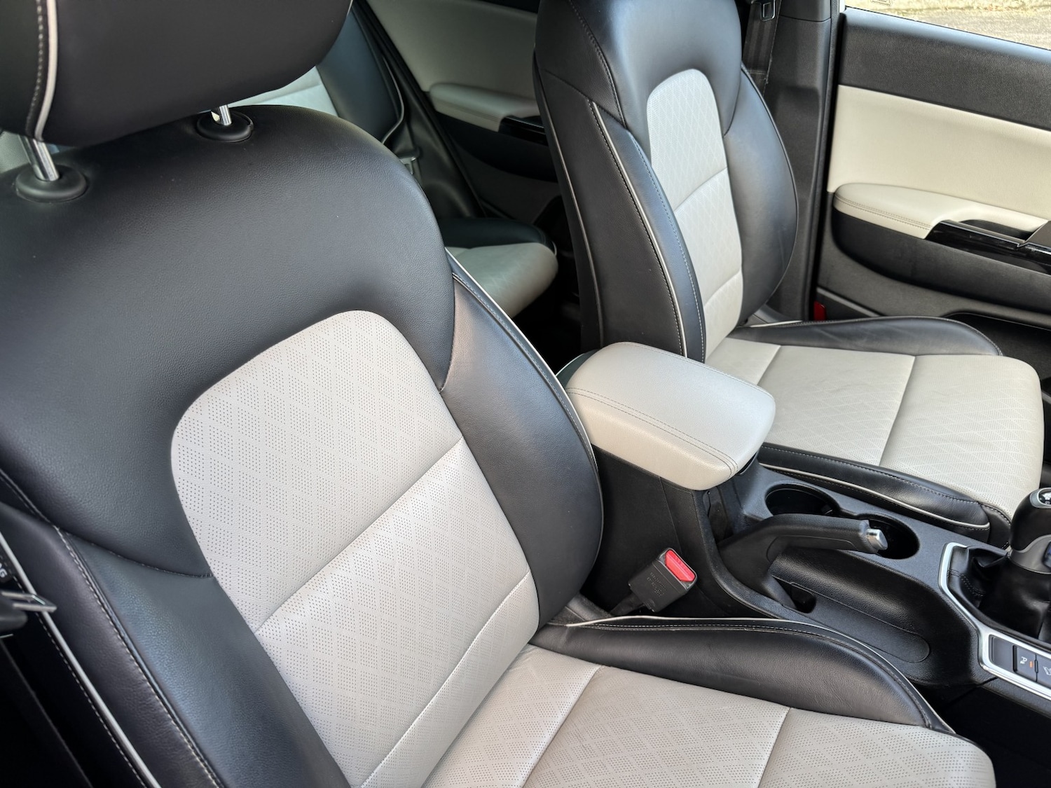 Used Kia Sportage 2017 for sale - 76734804: Photo 37