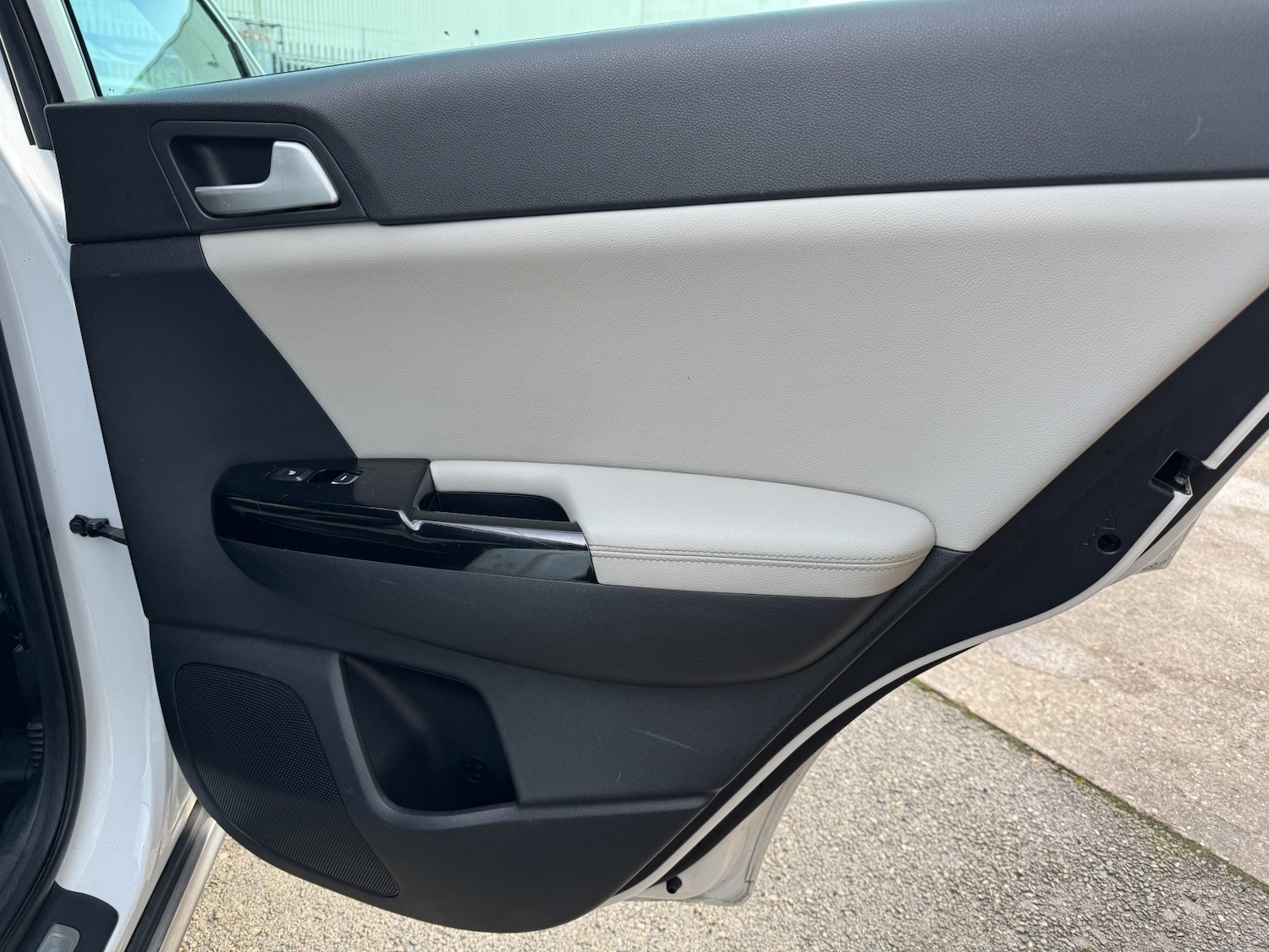 Used Kia Sportage 2017 for sale - 76734804: Photo 48