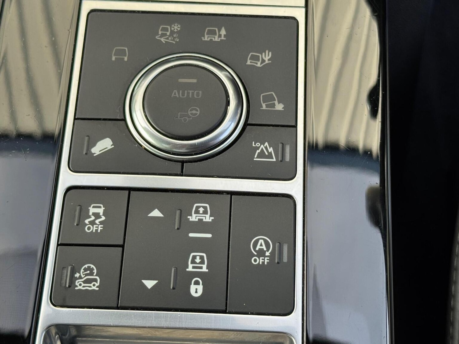 Used Land Rover Discovery 2020 for sale - 76769566: Photo 18