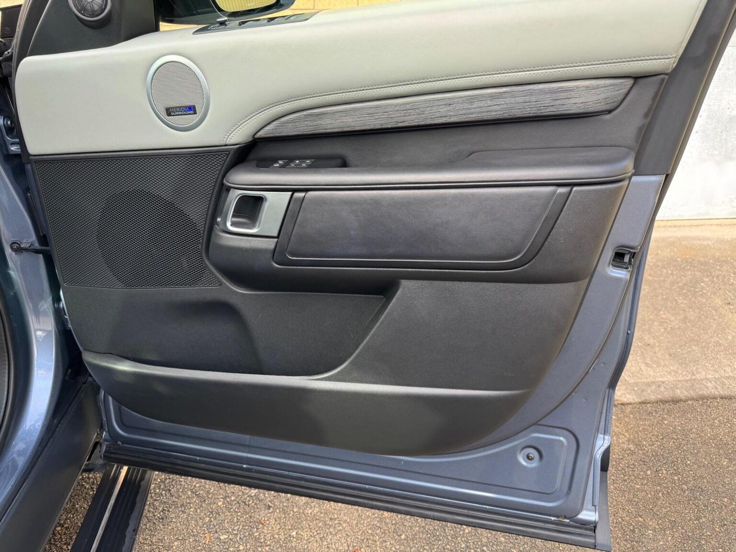 Used Land Rover Discovery 2020 for sale - 76769566: Photo 29