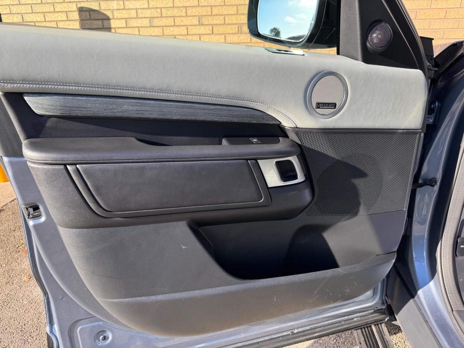 Used Land Rover Discovery 2020 for sale - 76769566: Photo 30