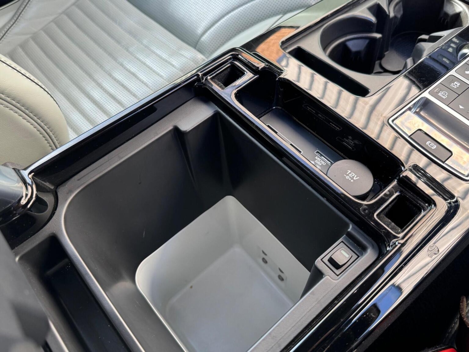 Used Land Rover Discovery 2020 for sale - 76769566: Photo 59