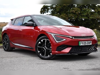 2025 (25) - 84kwh Gt Line S Hatchback 5dr Electric Auto Awd (320 Bhp)