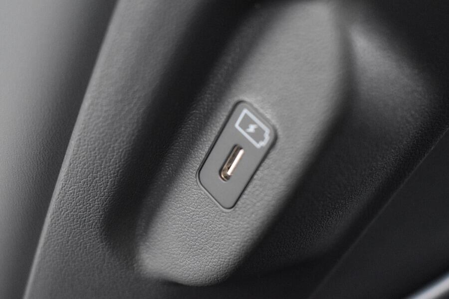 Used Kia EV3 2025 for sale - 76620402: Photo 42