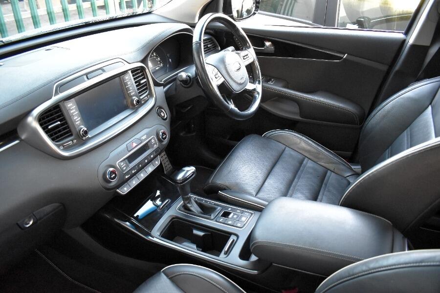 Used Kia Sorento 2019 for sale - 76561303: Photo 2