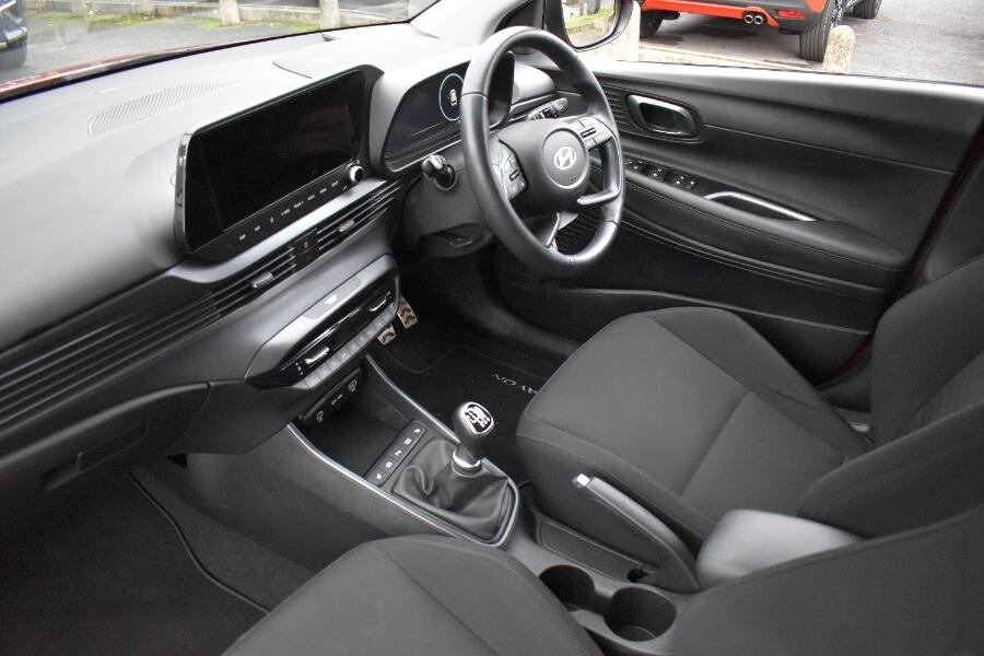 Used Hyundai BAYON 2024 for sale - 76824179: Photo 2