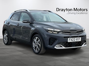 Used Kia Stonic 2023 for sale - 77696171: Photo