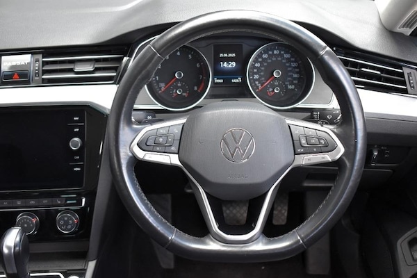 Used Volkswagen Passat 2022 for sale - 76158549: Photo 10