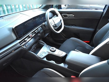 Used Kia Sportage 2025 for sale - 76994799: Photo