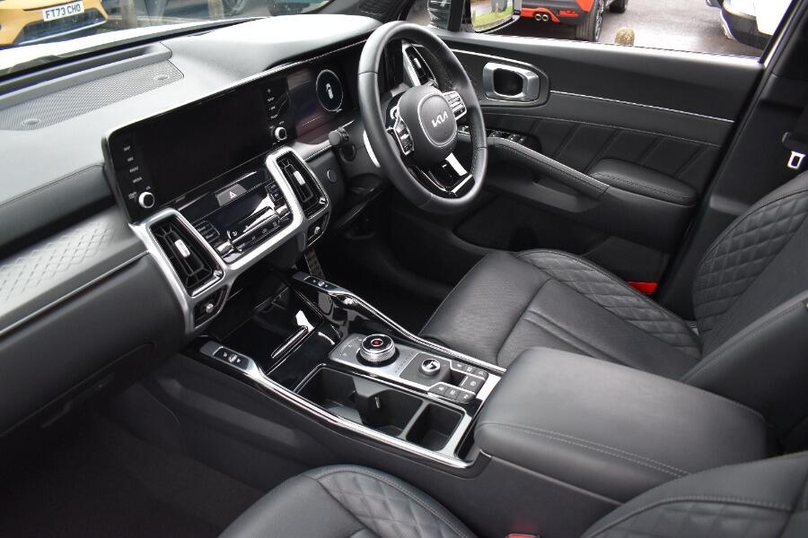 Used Kia Sorento 2024 for sale - 76371164: Photo 2