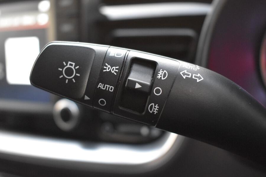 Used Kia Stonic 2020 for sale - 76398201: Photo 11