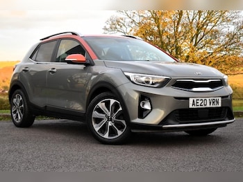 Used Kia Stonic 2020 for sale - 76398201: Photo