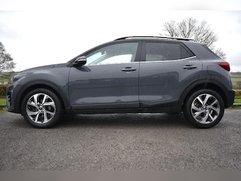 Used Kia Stonic 2022 for sale - 76645857: Photo