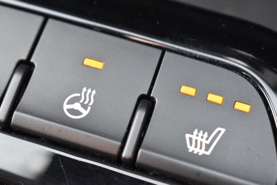 Used Kia Stonic 2023 for sale - 76388708: Photo 30