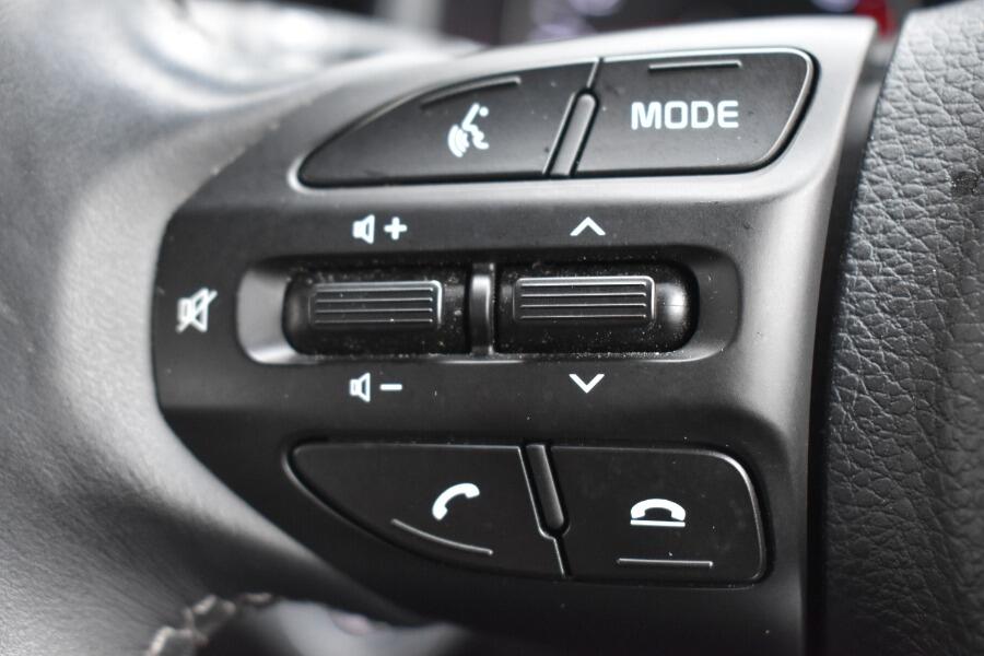 Used Kia Stonic 2023 for sale - 76388708: Photo 34