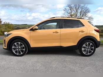 Used Kia Stonic 2023 for sale - 76388708: Photo