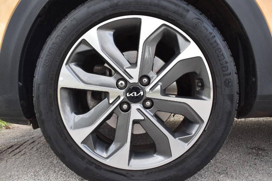 Used Kia Stonic 2023 for sale - 76388708: Photo 7