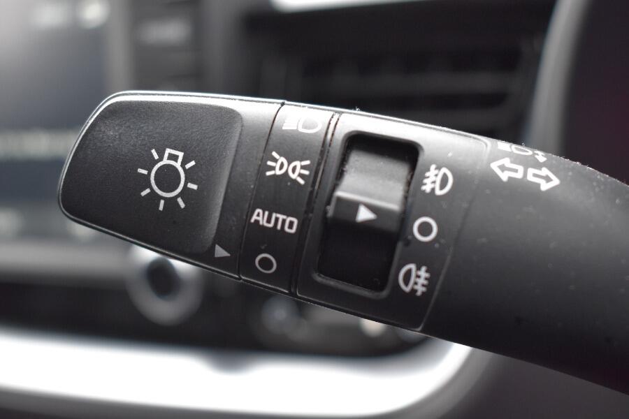 Used Kia Stonic 2019 for sale - 76865344: Photo 12