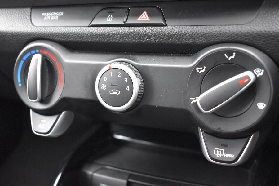 Used Kia Stonic 2019 for sale - 76865344: Photo 28