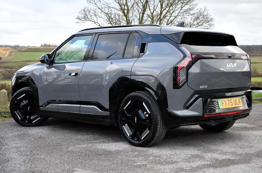 Used Kia EV3 2025 for sale - 77321074: Photo 3