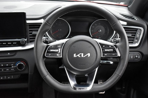 Used Kia XCeed 2025 for sale - 76259270: Photo 12
