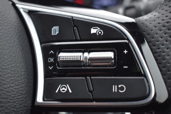 Used Kia XCeed 2025 for sale - 76259270: Photo 35