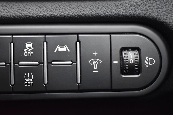 Used Kia XCeed 2025 for sale - 76259270: Photo 36