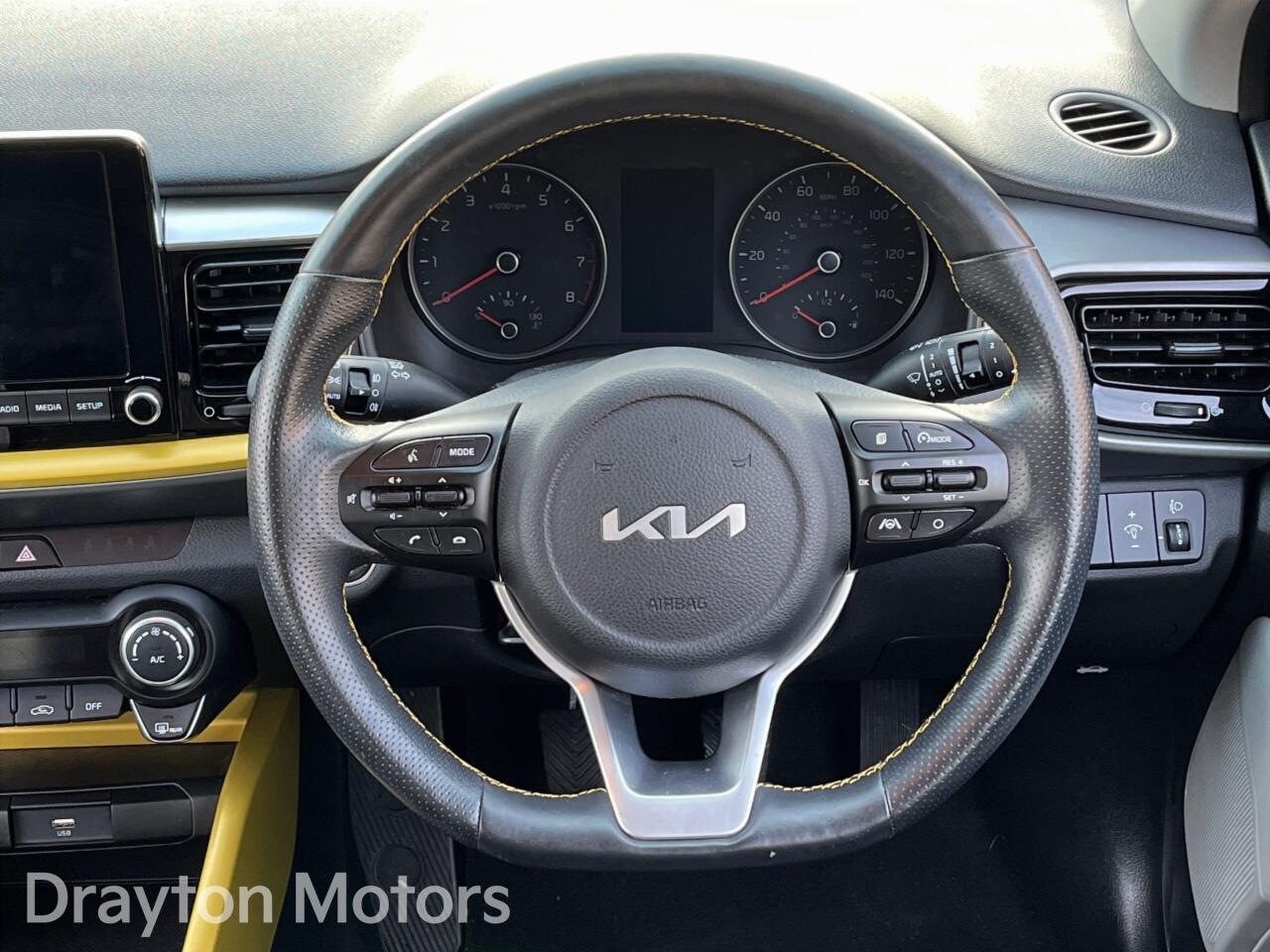 Used Kia Stonic 2023 for sale - 77647136: Photo 16