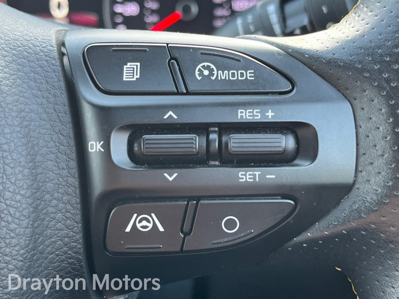 Used Kia Stonic 2023 for sale - 77647136: Photo 20