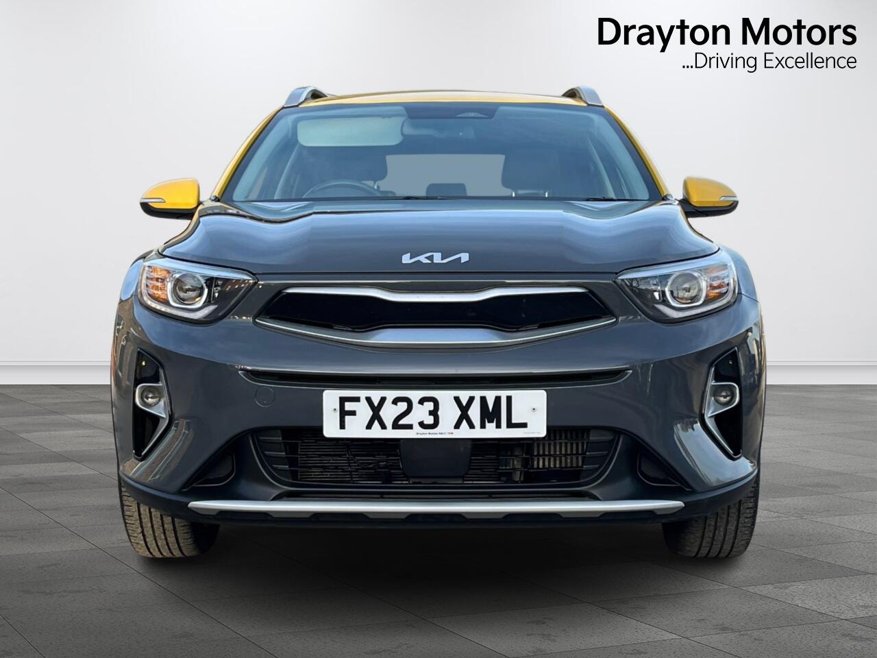 Used Kia Stonic 2023 for sale - 77647136: Photo 3