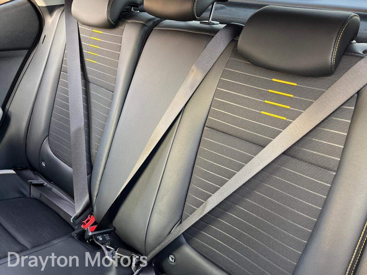 Used Kia Stonic 2023 for sale - 77647136: Photo 35