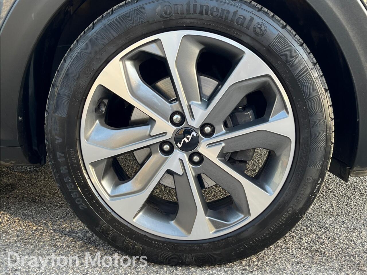 Used Kia Stonic 2023 for sale - 77647136: Photo 41