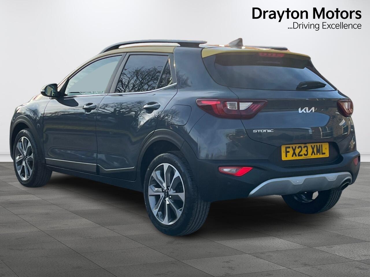 Used Kia Stonic 2023 for sale - 77647136: Photo 9