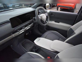 Used Kia EV3 2025 for sale - 77163235: Photo