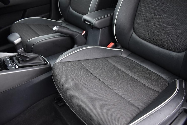 Used Kia Stonic 2024 for sale - 76179848: Photo 22