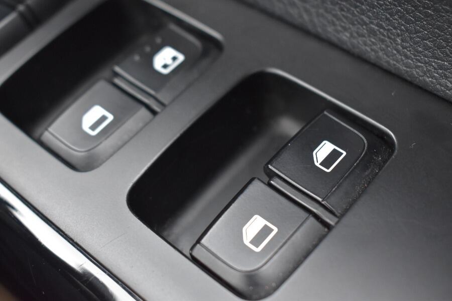 Used Kia Picanto 2023 for sale - 76537631: Photo 35