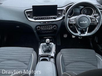 Used Kia XCeed 2024 for sale - 77359168: Photo