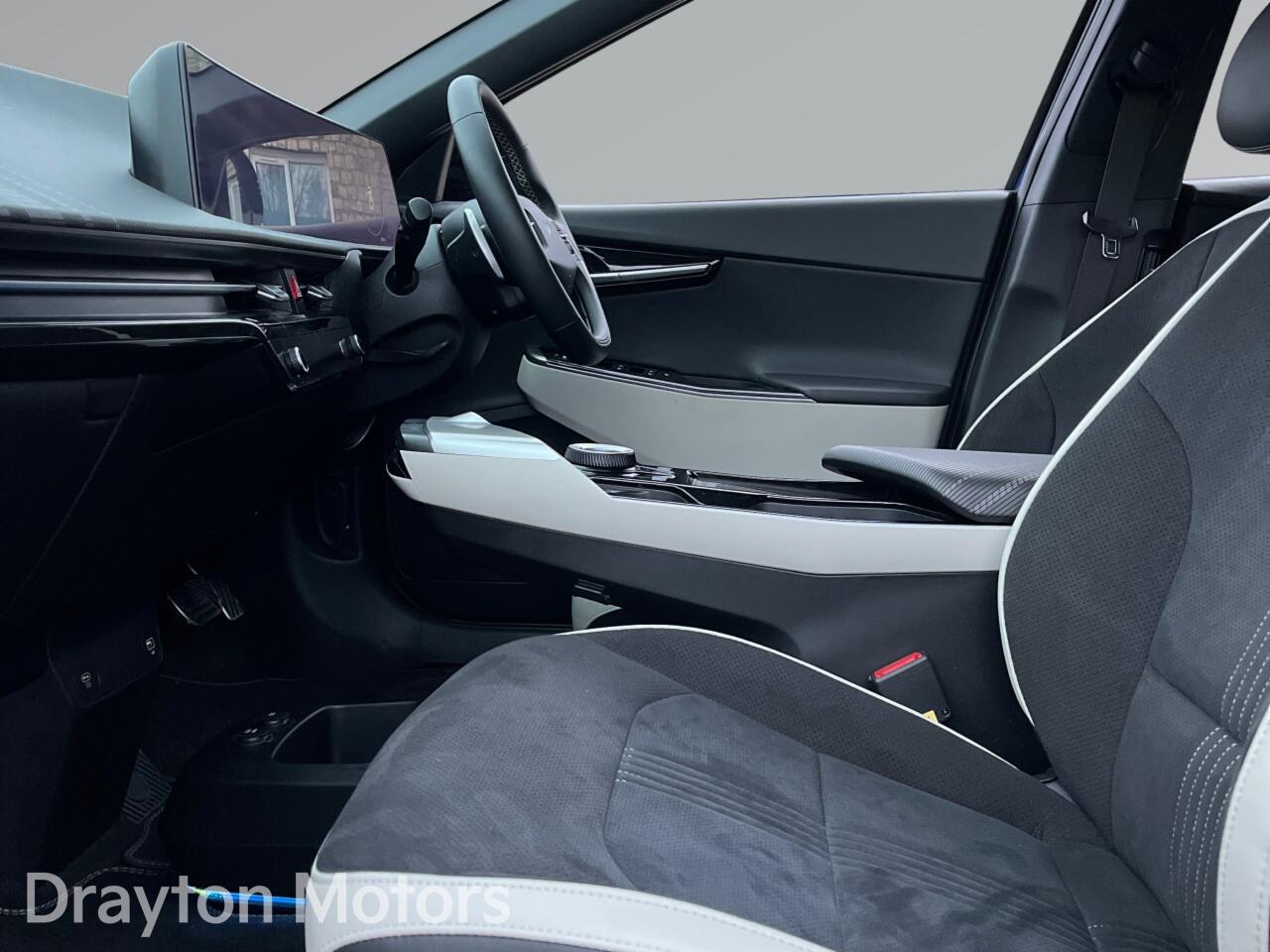 Used Kia EV6 2023 for sale - 77549385: Photo 12