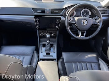 Used Skoda Superb 2019 for sale - 77695862: Photo