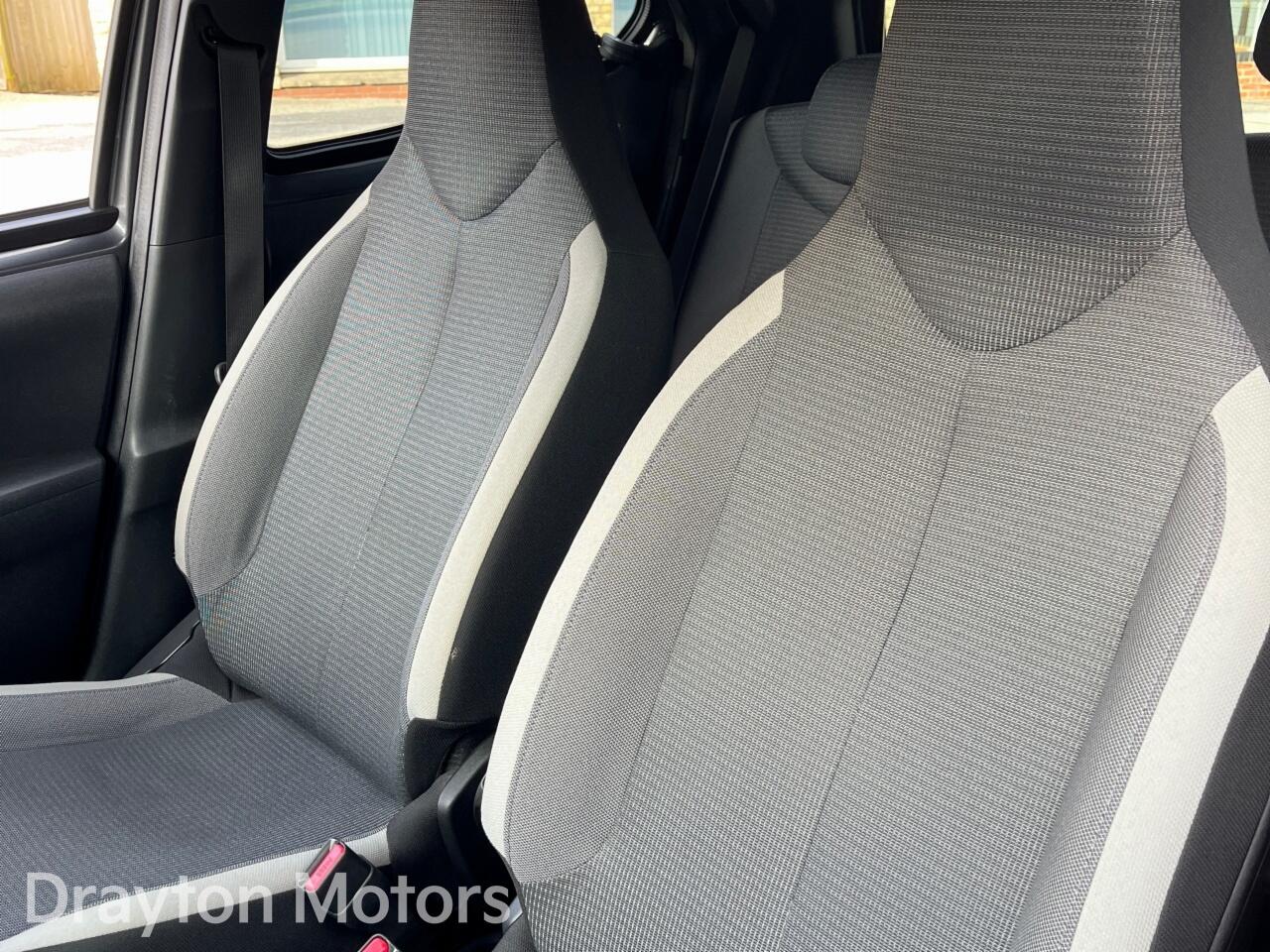 Used Toyota AYGO for sale - 77882759: Photo 29