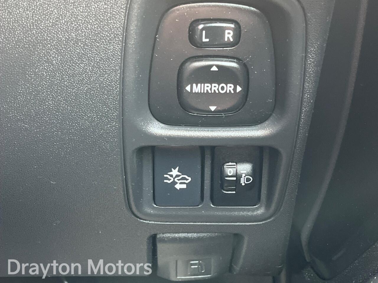 Used Toyota AYGO for sale - 77882759: Photo 32