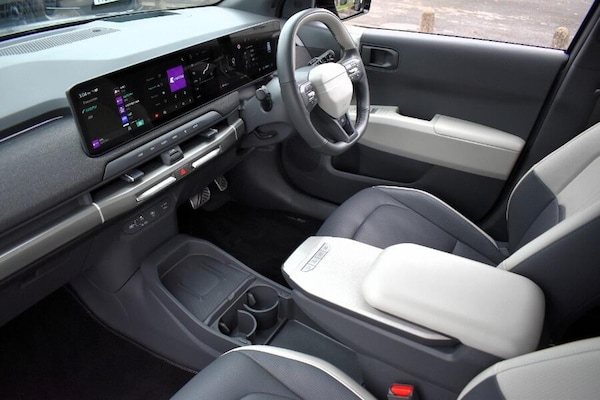 Used Kia EV3 2025 for sale - 76270628: Photo 2