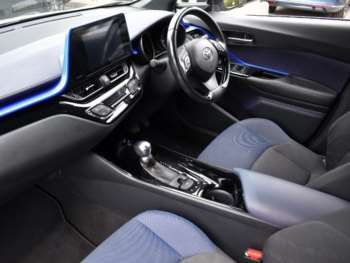 Used Toyota C-HR 2018 for sale - 75414462: Photo