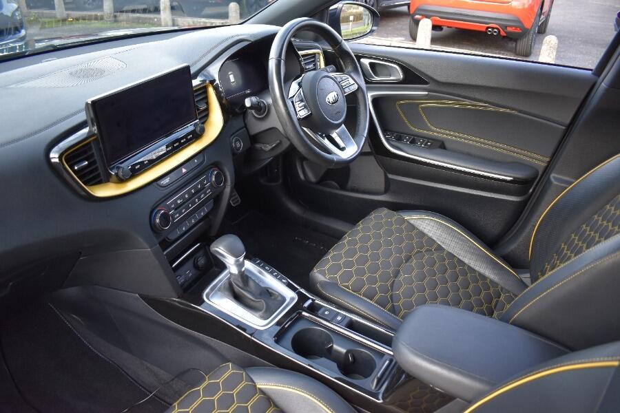 Used Kia XCeed 2020 for sale - 76646051: Photo 2