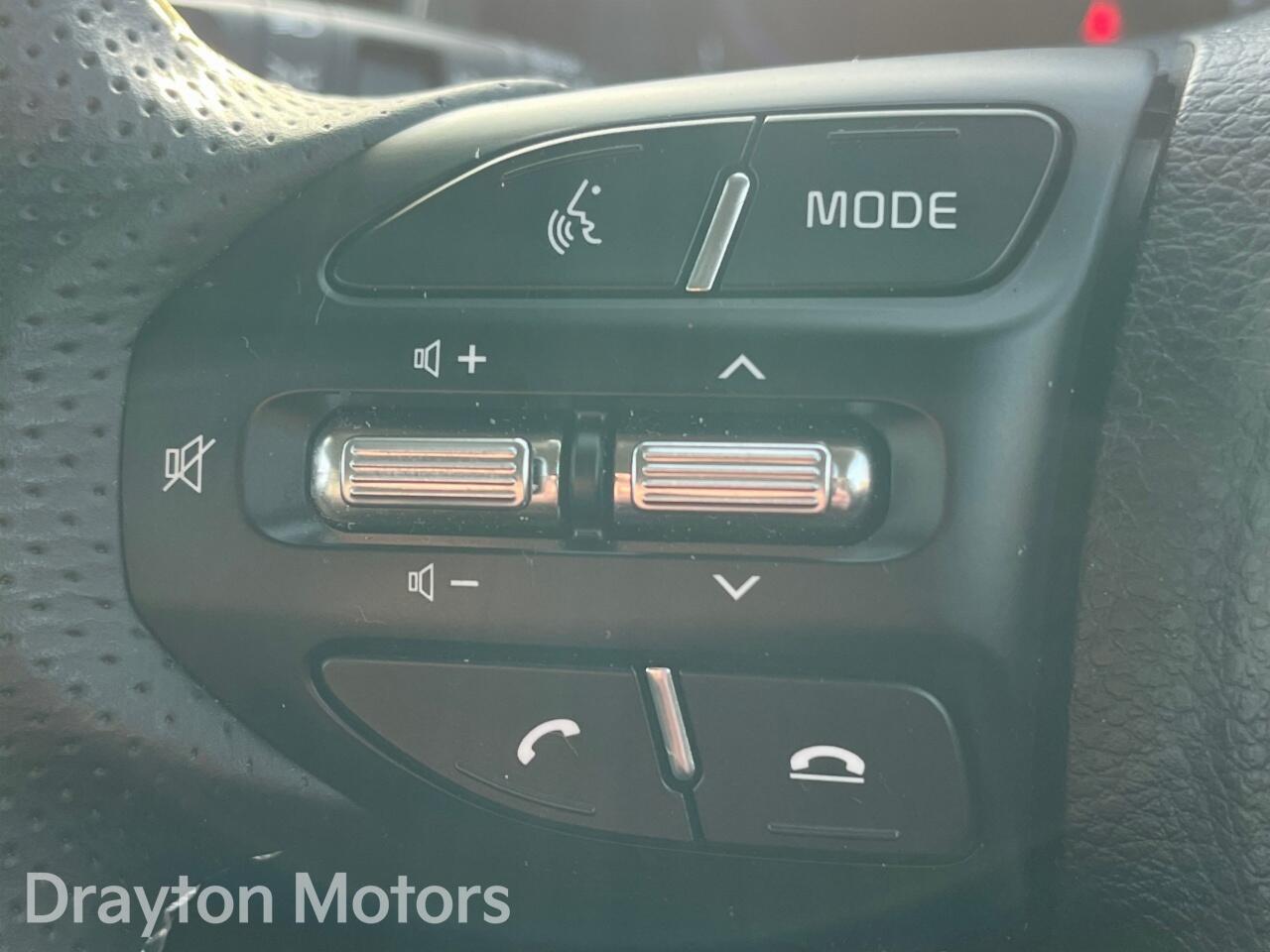 Used Kia Stonic 2024 for sale - 77637823: Photo 18