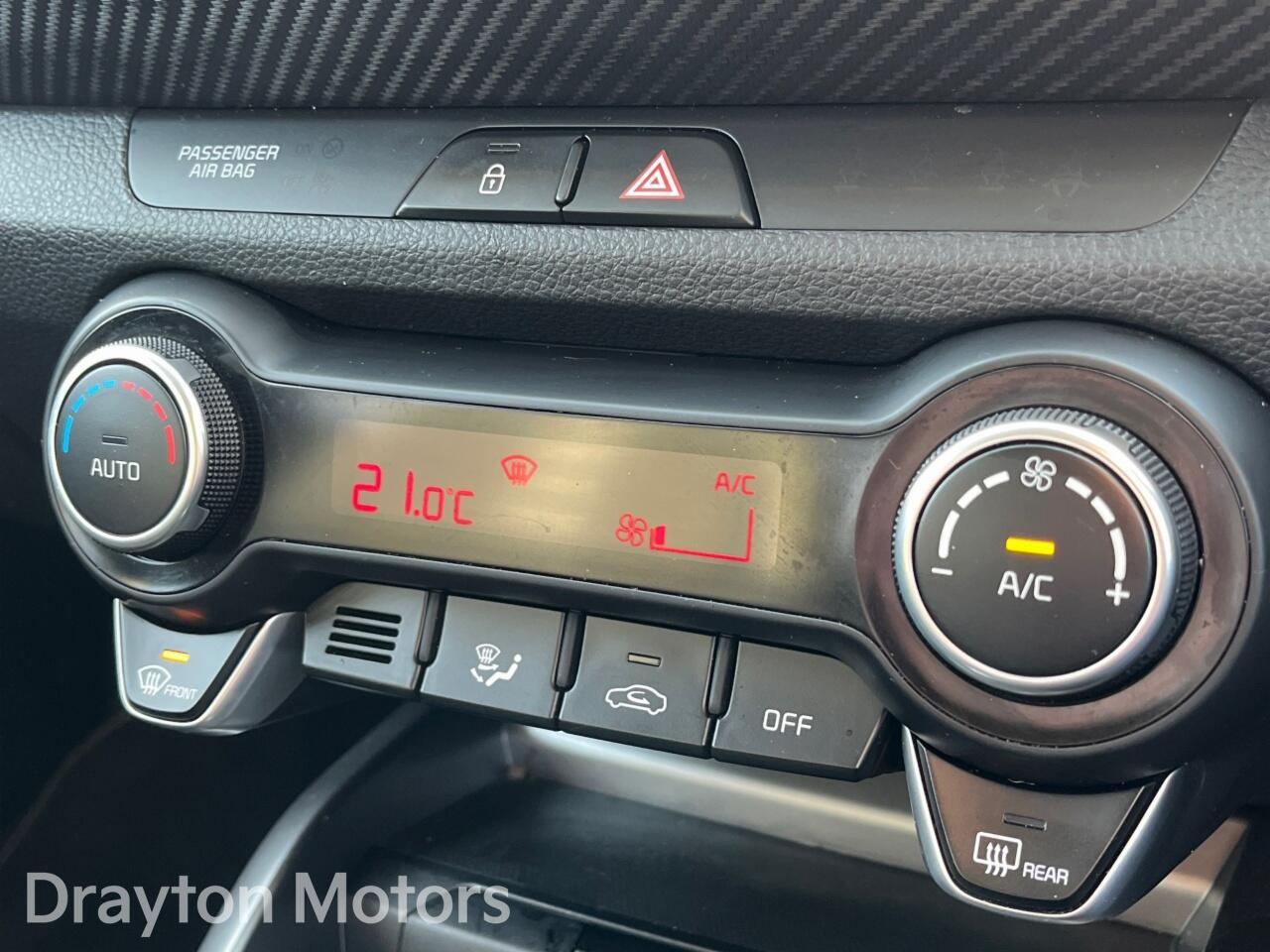 Used Kia Stonic 2024 for sale - 77637823: Photo 25