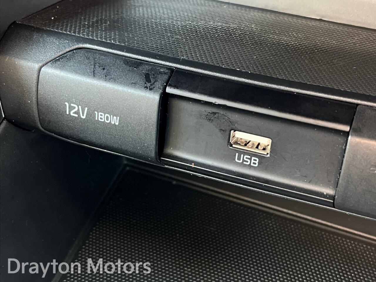 Used Kia Stonic 2024 for sale - 77637823: Photo 27