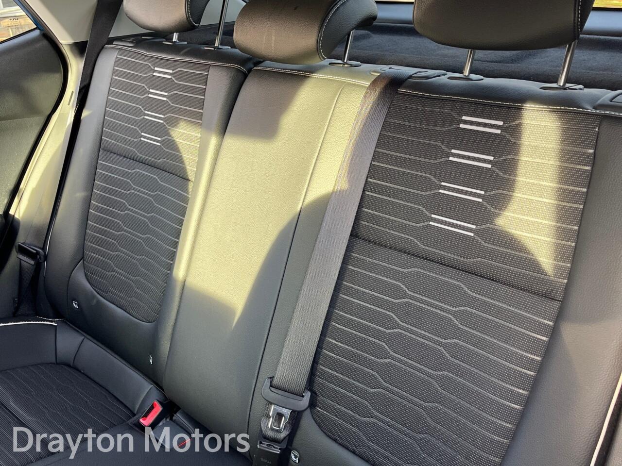 Used Kia Stonic 2024 for sale - 77637823: Photo 34