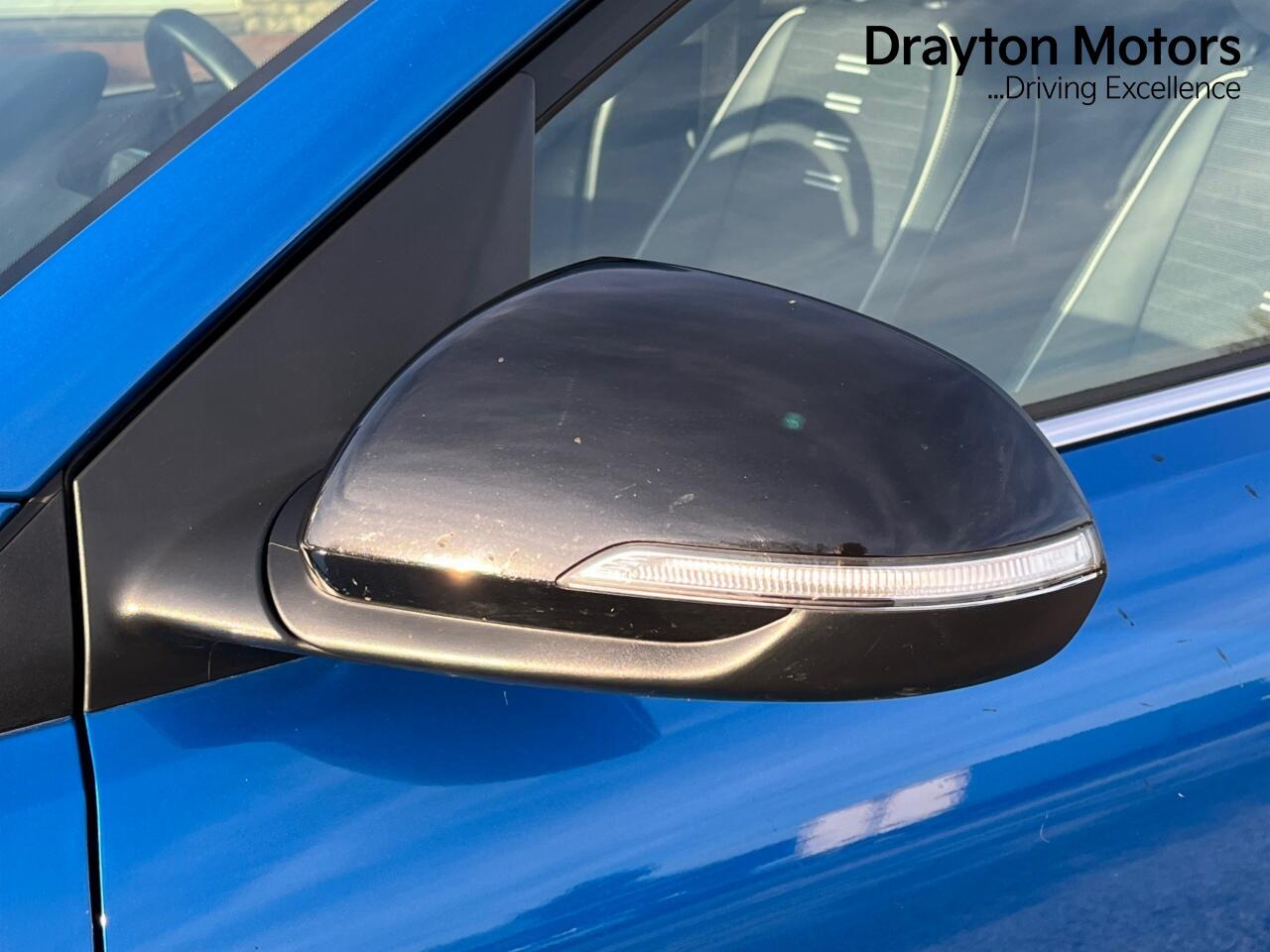 Used Kia Stonic 2024 for sale - 77637823: Photo 42