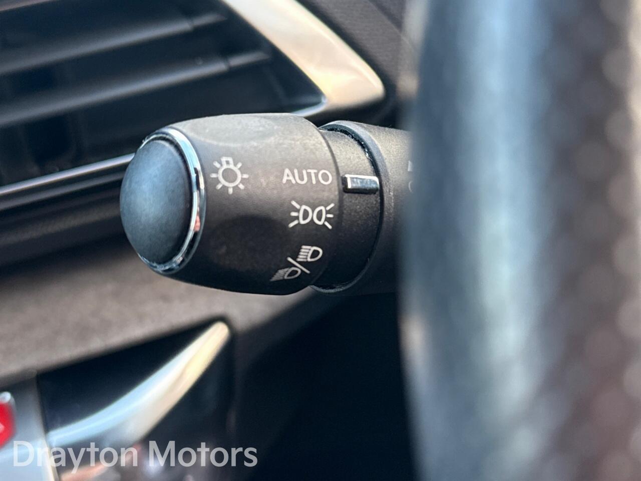 Used Peugeot 3008 2022 for sale - 77215935: Photo 28